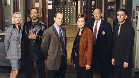 Svu, or svu) is an american drama television program about the special victims unit in the fictitious 16th precinct of new york city. 'Law & Order: SVU' Heads Into Season 20 — See How Much the ...