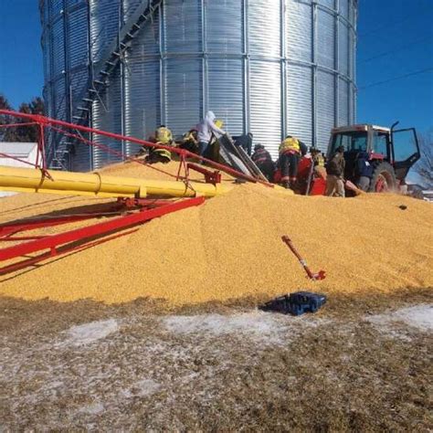 4 Rescued From Corn Spill After Grain Bin Rupture Near Mount Vernon