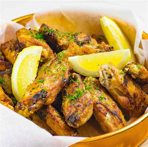Fried or baked, with on prepared baking sheet pan, spread chicken wings out in one even layer (we don't coat our wings. Best Keto Chicken Wings Recipe - Pan Fried Crispy Garlic ...