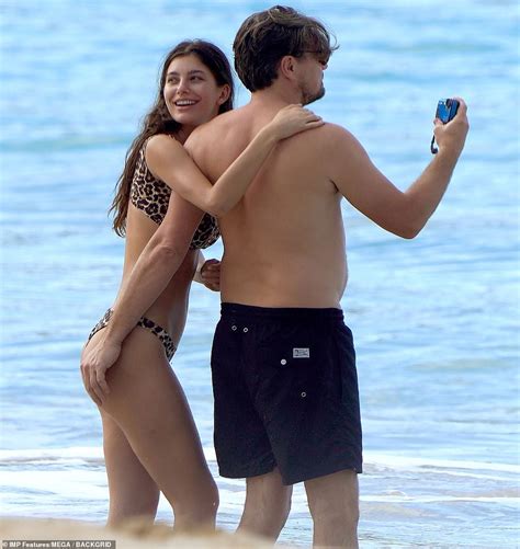 Leonardo Dicaprio With Bikini Clad Girlfriend In St Barts Daily Mail Online