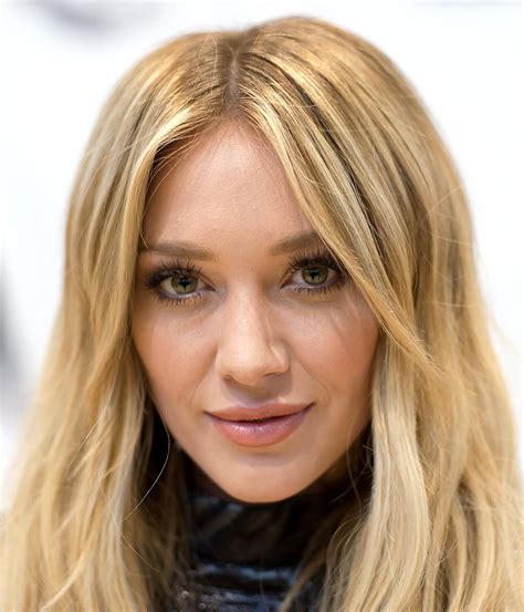 Hilary Duff Just Dyed Her Hair Blue Amid Pregnancy—but Its Not What You Think Glamour