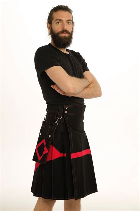 Traditional And Cultural Wear European Men S Black Utility Kilt