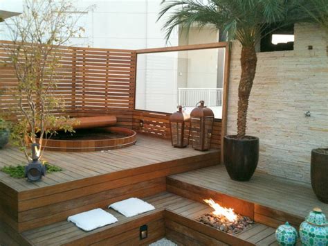 Forget outdoor showers—we'd take one of these tubs anytime! Japanese-Style Wooden Soaking Tubs Make Great Pool/Hot Tub ...