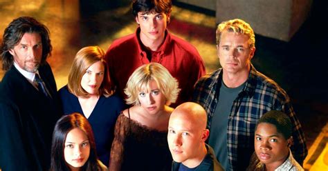 Smallville was an american television series that debuted : Smallville : Un film avec les acteurs de la série pourrait ...
