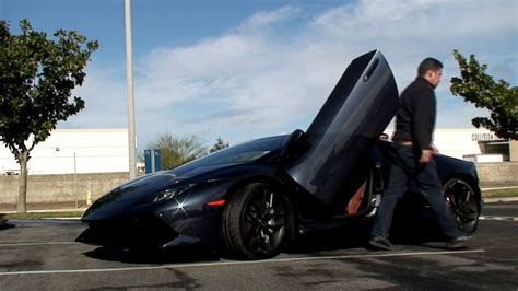 Lamborghini Huracan Doors Open Lamborghini