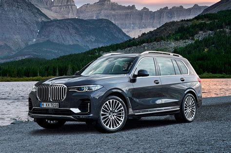 600 Hp Bmw X7 M Needs To Become A Reality Carbuzz