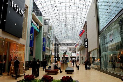 Toronto Malls And Shopping Centers 10best Mall Reviews
