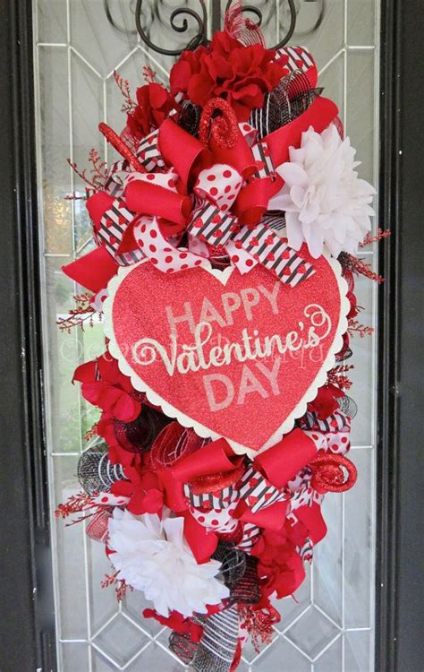 Valentines Day Wreath Valentines Door Swag Heart Etsy Diy