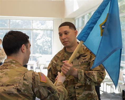 Inscom Hhc Receives New Leadership Article The United States Army