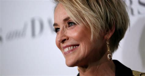 Sharon Stone Posta Foto De Biquíni Aos 59 Anos E Recebe Elogios Dos Fãs