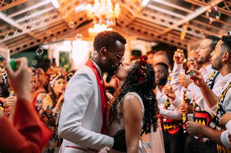 Casamento Teve As Cores Da Angola E Uma Família Que Não Se Via Há Anos Comportamento Campo