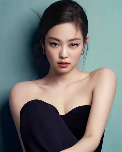 BLACKPINK S Jennie Boasts Of Her Captivating Beauty In A New Pictorial