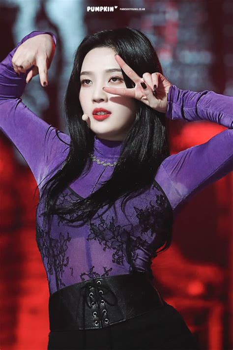 See full list on redvelvet.fandom.com Fans Can't Get Over Red Velvet's Joy Outfits On End Of Year Music Shows | Kpopmap