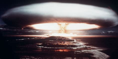 catastrophe nucleaire avec trump la fin du monde est dans deux minutes trente lhumanite