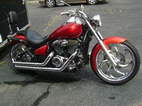 The vulcan 900 line offers a clean and timeless design in a powerful and comfortable machine with 903cc engine, plush bucket seat, and a wide rear tire. Buy 2007 Kawasaki Vulcan 900 Custom Cruiser on 2040-motos