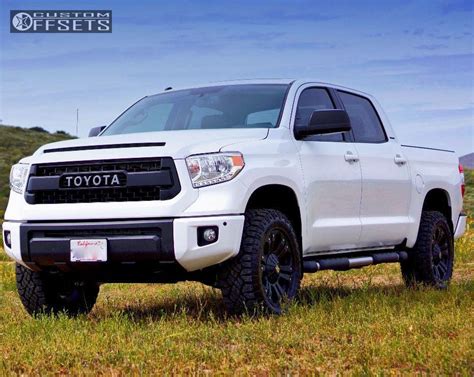 2016 Toyota Tundra With 20x9 18 Xd Monster And 28560r20 Goodyear