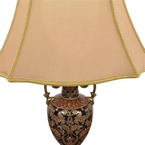 Horchow Urn Table Lamp 37 Off Kaiyo