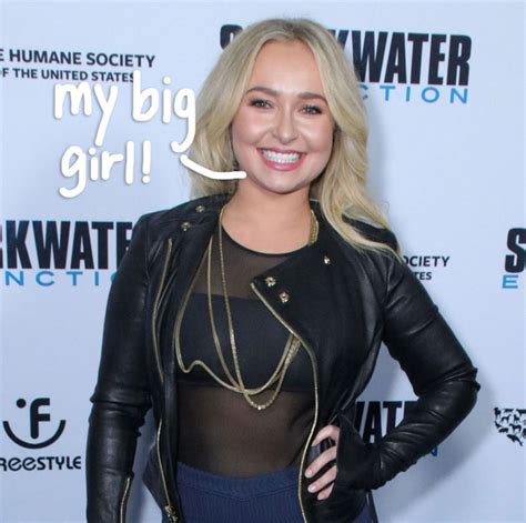 Hayden Panettiere Snuggles Her 5 Year Old Daughter Kaya In Rare New Pic
