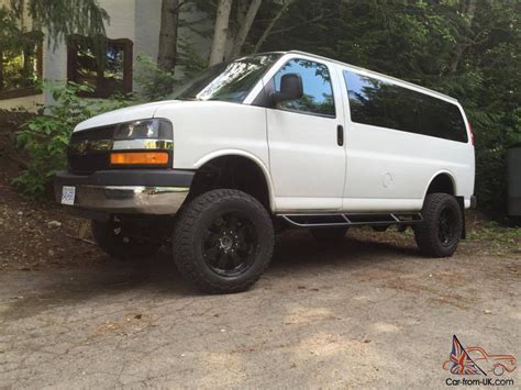 Chevrolet Express 4x4 2009 Chevy Express 3500 Only 39000 Miles