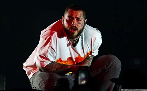 Post Malone Bizarrely Drinks Beer From Fan S Worn Shoe After Sparking Concern With Skinny Look