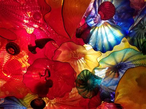 Dale Chihuly A Glass Very Full Ben Witherington