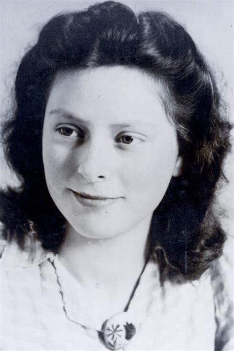 Freddie Oversteegen Gritty Dutch Resistance Fighter Dies At 92 The