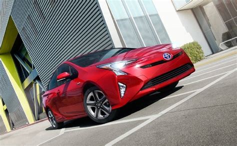Toyota Prius Price Images Mileage Features Interior Reviews