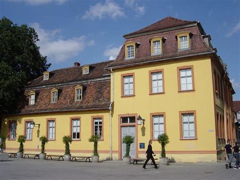 Roads can be congested in the mornings and evenings. Wittumspalais - Wikidata