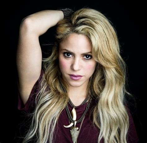 With a lebanese father and colombian mother, shakira honors both her latino and arabic heritage in her music. Official: Shakira Cancels All 2017 "El Dorado Tour" Dates ...