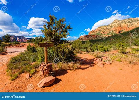 Beautiful Sedona Landscape Stock Image Image Of Trailhead 92050173