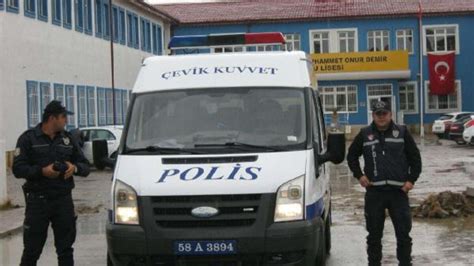 Sivas Haberleri Polis Okul Tedbirlerini Art Rd Son Dakika Yerel Haberler