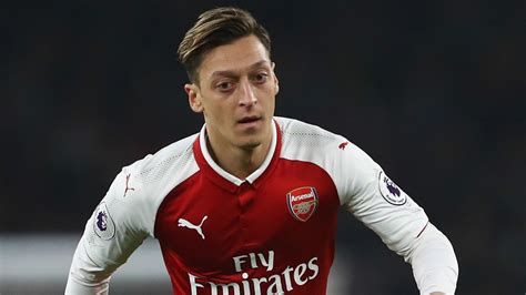 Arsenal Transfer News Gunners Hold Positive Mesut Ozil Contract Talks As He Targets Premier