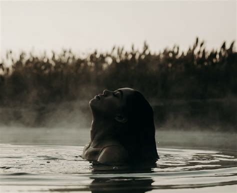 A Skinny Dipping How To For Women She Explores Life