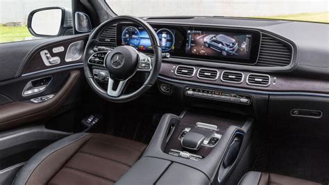 The Interior Of The 2019 Mercedes Benz Gle 450 4matic With Rough