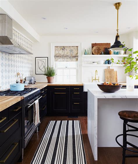 House And Home A Look Inside House And Home Editors Covetable Kitchens