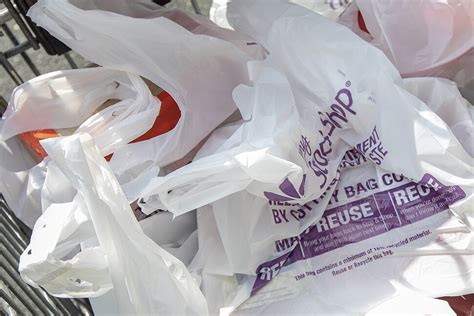 Connecticut Shoppers Must Pay Plastic Bag Tax