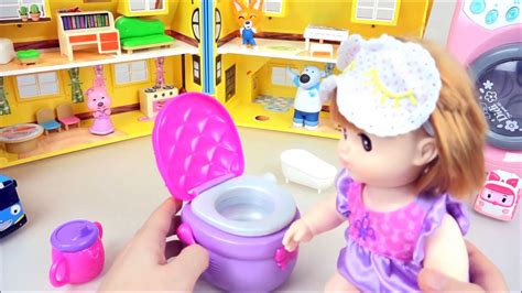 Baby Doll Poops And Peeps On Toilet Toy 콩순이 뽀로로 응가놀이 장난감 Video Dailymotion
