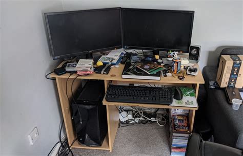 How Upgrading My Pc Desk Made Life Less Stressful Even Though It