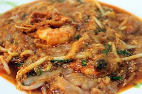 Untuk mendapatkan citarasa asli penang, kami mendatangkan resepi daripada haz anna hasan di laman. Dari Dapur Kecah: Penang Char Kuew Teow
