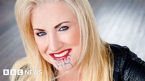 Maori Face Tattoo It Is Ok For A White Woman To Have One Bbc News