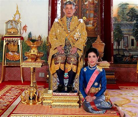 thailand royal consort how did sineenat wongvajirapakdi fall from grace bbc news