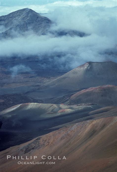 Haleakala Volcano Crater Maui Hawaii 05598
