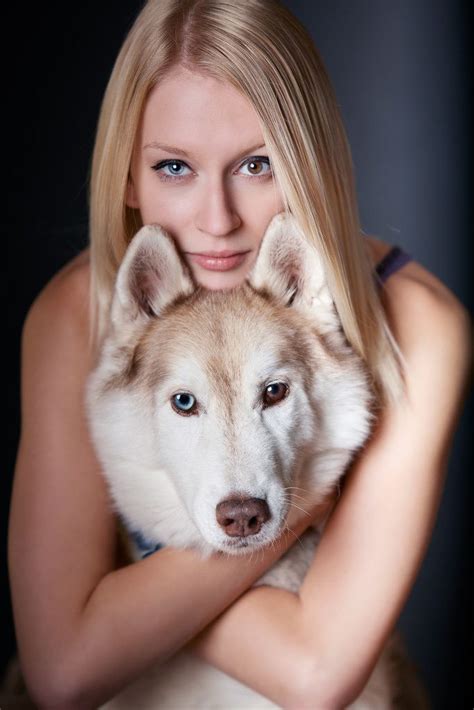 Heterochromia Wolves And Women Cute Animal Pictures Heterochromia