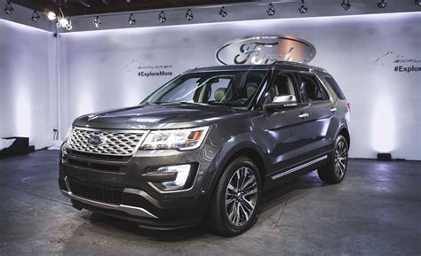 2016 Ford Explorer Photos And Info News Car And Driver