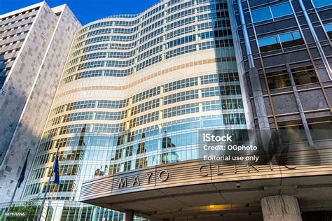 Gonda Building Of The Mayo Clinic In Rochester Mn Stock Photo