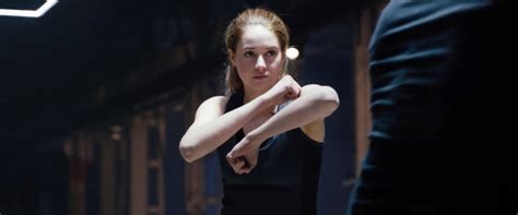 Tris Divergent Costume And Makeup Hubpages