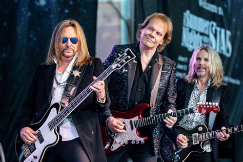 Review Styx Ramps Up Energy At Ed Kenley Amphitheater