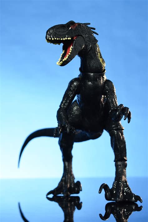 Mattel Jurassic World Indoraptor Fwoosh