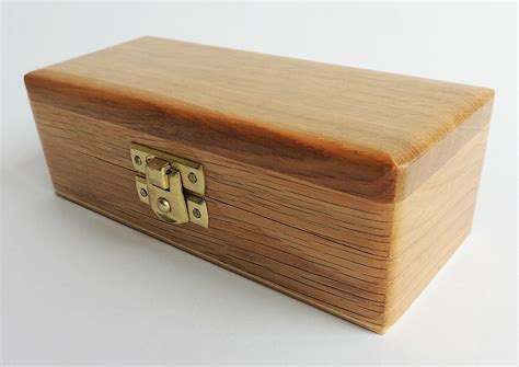 China Small Handmade Oak Wooden Jewellery Trinket Box China Wooden