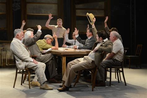 Twelve Angry Men At The Garrick Theatre Review The Upcoming